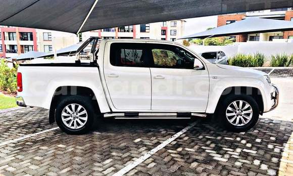 Acheter Occasion Voiture Volkswagen Amarok Blanc à Kitwe, Zambie Acheter Occasion Voiture Volkswagen Amarok Blanc à Kitwe, Zambie