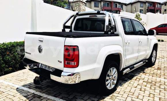 Acheter Occasion Voiture Volkswagen Amarok Blanc à Kitwe, Zambie Acheter Occasion Voiture Volkswagen Amarok Blanc à Kitwe, Zambie