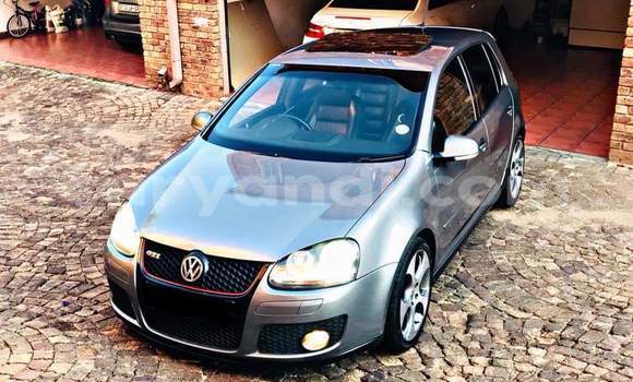 Tenga Tsaru Volkswagen Golf GTI Sirivha Mota in Chingola in Zambia Tenga Tsaru Volkswagen Golf GTI Sirivha Mota in Chingola in Zambia