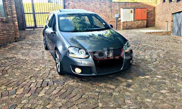 Tenga Tsaru Volkswagen Golf GTI Sirivha Mota in Chingola in Zambia Tenga Tsaru Volkswagen Golf GTI Sirivha Mota in Chingola in Zambia