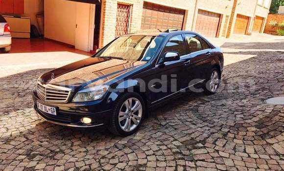 Nunua Ilio tumika Mercedes‒Benz C–Class Nyeusi Gari ndani ya Kitwe nchini Zambia Nunua Ilio tumika Mercedes‒Benz C–Class Nyeusi Gari ndani ya Kitwe nchini Zambia