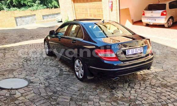 Buy Used Mercedes‒Benz C–Class Black Car in Kitwe in Zambia Buy Used Mercedes‒Benz C–Class Black Car in Kitwe in Zambia