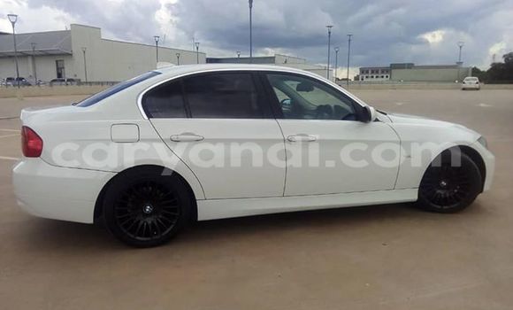 Nunua Ilio tumika BMW 3–Series Nyeupe Gari ndani ya Lusaka nchini Zambia Nunua Ilio tumika BMW 3–Series Nyeupe Gari ndani ya Lusaka nchini Zambia