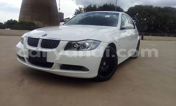 Nunua Ilio tumika BMW 3–Series Nyeupe Gari ndani ya Lusaka nchini Zambia Nunua Ilio tumika BMW 3–Series Nyeupe Gari ndani ya Lusaka nchini Zambia