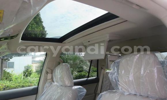 Acheter Occasion Voiture Toyota Land Cruiser Prado Blanc à Lusaka, Zambie Acheter Occasion Voiture Toyota Land Cruiser Prado Blanc à Lusaka, Zambie