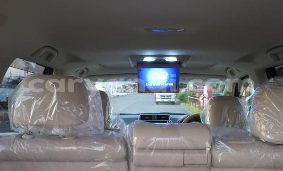 Acheter Occasion Voiture Toyota Land Cruiser Prado Blanc à Lusaka, Zambie Acheter Occasion Voiture Toyota Land Cruiser Prado Blanc à Lusaka, Zambie