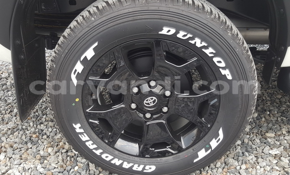 Buy Used Toyota Hiluxe Revo White Car in Lusaka in Zambia Buy Used Toyota Hiluxe Revo White Car in Lusaka in Zambia