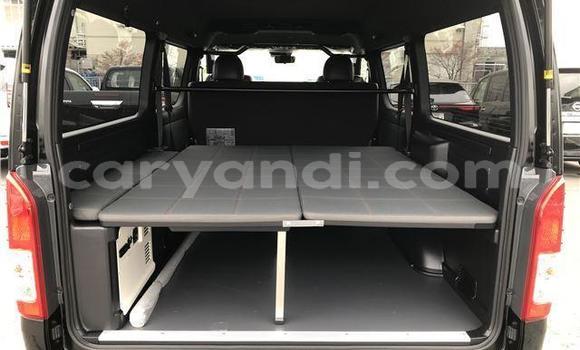 Tenga Tsaru Toyota Hiace Nhema Mota in Ndola in Zambia Tenga Tsaru Toyota Hiace Nhema Mota in Ndola in Zambia