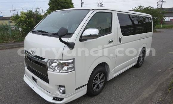 Buy Used Toyota Hiace White Car in Kitwe in Zambia Buy Used Toyota Hiace White Car in Kitwe in Zambia