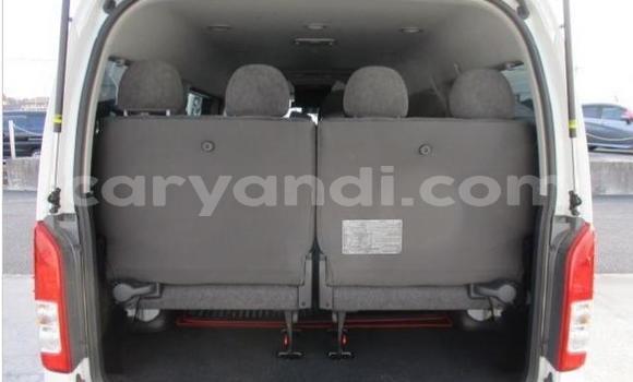 Buy Used Toyota Hiace White Car in Chilanga in Lusaka Buy Used Toyota Hiace White Car in Chilanga in Lusaka