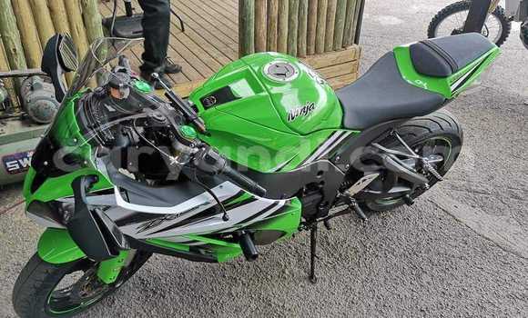 Buy Used Kawasaki H Green Bike in Chilanga in Lusaka Buy Used Kawasaki H Green Bike in Chilanga in Lusaka