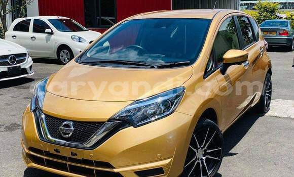 Acheter Occasion Voiture Nissan Note Autre à Livingstone, Zambie