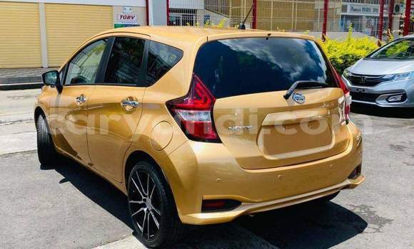 Acheter Occasion Voiture Nissan Note Autre à Livingstone, Zambie Acheter Occasion Voiture Nissan Note Autre à Livingstone, Zambie