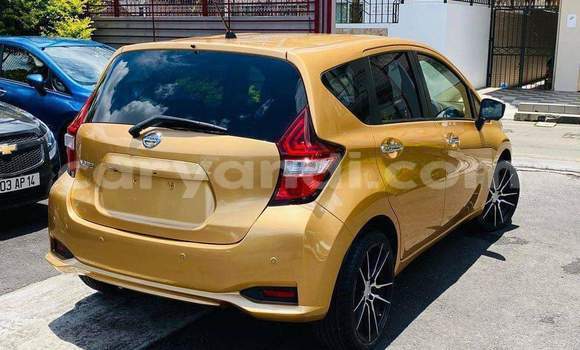 Acheter Occasion Voiture Nissan Note Autre à Livingstone, Zambie Acheter Occasion Voiture Nissan Note Autre à Livingstone, Zambie