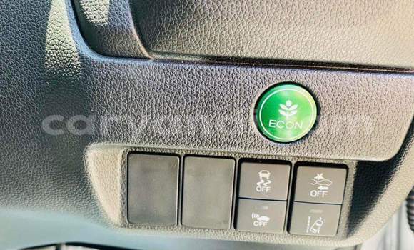 Acheter Occasion Voiture Honda FIT Gris à Kitwe, Zambie Acheter Occasion Voiture Honda FIT Gris à Kitwe, Zambie