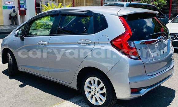 Acheter Occasion Voiture Honda FIT Gris à Kitwe, Zambie Acheter Occasion Voiture Honda FIT Gris à Kitwe, Zambie