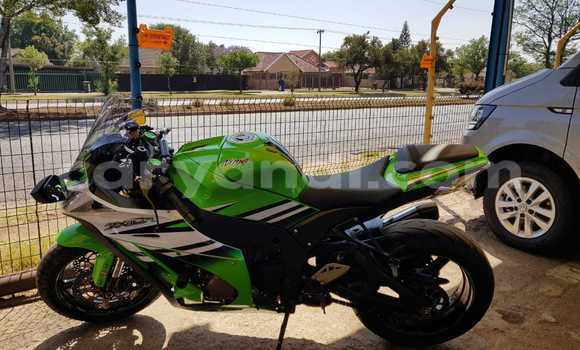 Buy Used Kawasaki H Green Bike in Chilanga in Lusaka Buy Used Kawasaki H Green Bike in Chilanga in Lusaka