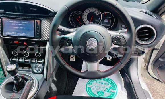 Acheter Occasion Voiture Toyota GT86 Blanc à Chingola, Zambie Acheter Occasion Voiture Toyota GT86 Blanc à Chingola, Zambie