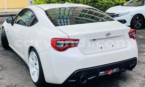 Acheter Occasion Voiture Toyota GT86 Blanc à Chingola, Zambie Acheter Occasion Voiture Toyota GT86 Blanc à Chingola, Zambie