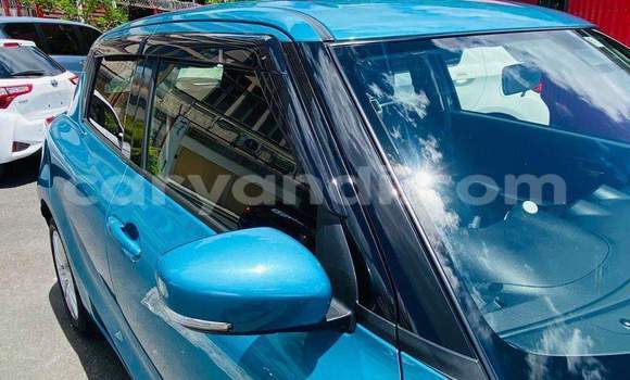 Acheter Occasion Voiture Suzuki Swift Bleu à Lusaka, Zambie Acheter Occasion Voiture Suzuki Swift Bleu à Lusaka, Zambie