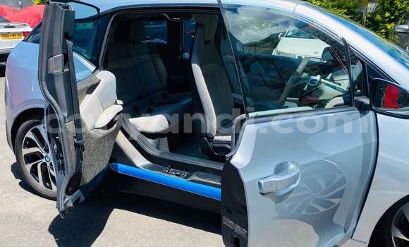 Acheter Occasion Voiture BMW i3 Gris à Chingola, Zambie Acheter Occasion Voiture BMW i3 Gris à Chingola, Zambie
