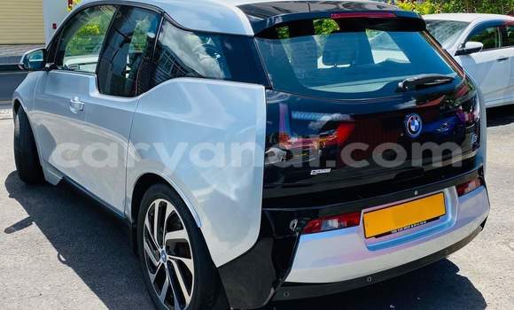 Acheter Occasion Voiture BMW i3 Gris à Chingola, Zambie Acheter Occasion Voiture BMW i3 Gris à Chingola, Zambie