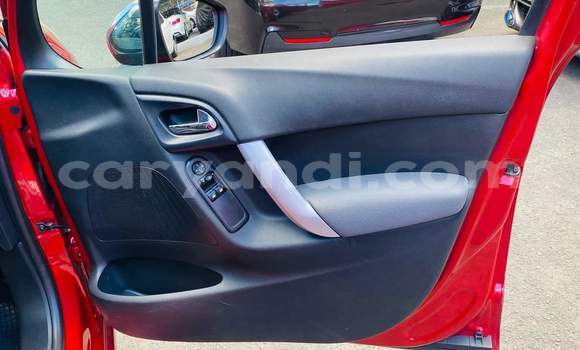 Acheter Occasion Voiture Citroen C3 Rouge à Livingstone, Zambie Acheter Occasion Voiture Citroen C3 Rouge à Livingstone, Zambie