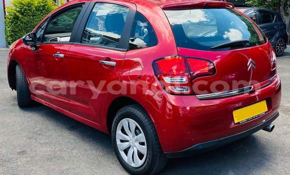 Acheter Occasion Voiture Citroen C3 Rouge à Livingstone, Zambie Acheter Occasion Voiture Citroen C3 Rouge à Livingstone, Zambie