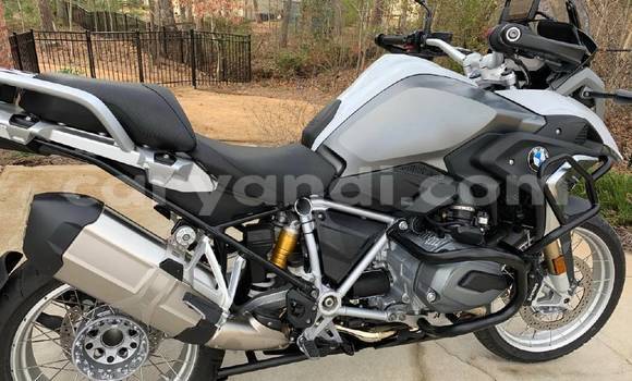 Buy Used BMW GS R1200 Silver Bike in Chinsali in Northern Buy Used BMW GS R1200 Silver Bike in Chinsali in Northern