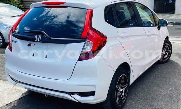 Buy Used Honda FIT White Car in Ndola in Zambia Buy Used Honda FIT White Car in Ndola in Zambia