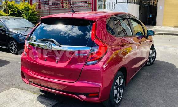 Acheter Occasion Voiture Honda FIT Rouge à Livingstone, Zambie Acheter Occasion Voiture Honda FIT Rouge à Livingstone, Zambie