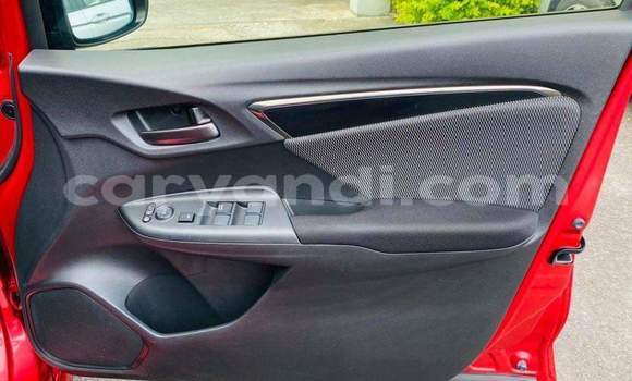 Acheter Occasion Voiture Honda FIT Rouge à Livingstone, Zambie Acheter Occasion Voiture Honda FIT Rouge à Livingstone, Zambie