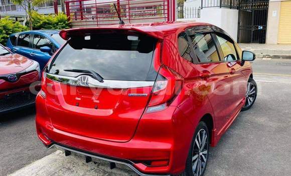 Acheter Occasion Voiture Honda FIT Rouge à Livingstone, Zambie Acheter Occasion Voiture Honda FIT Rouge à Livingstone, Zambie