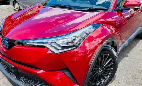 Acheter Occasion Voiture Toyota C-HR Rouge à Livingstone, Zambie Acheter Occasion Voiture Toyota C-HR Rouge à Livingstone, Zambie