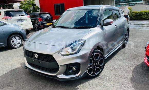 Buy Used Suzuki Swift Silver Car in Livingstone in Zambia