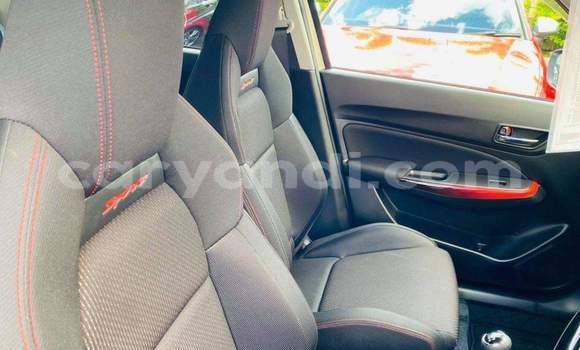 Acheter Occasion Voiture Suzuki Swift Gris à Livingstone, Zambie Acheter Occasion Voiture Suzuki Swift Gris à Livingstone, Zambie