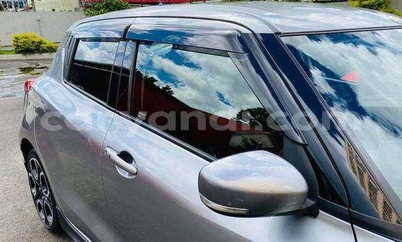Acheter Occasion Voiture Suzuki Swift Gris à Livingstone, Zambie Acheter Occasion Voiture Suzuki Swift Gris à Livingstone, Zambie
