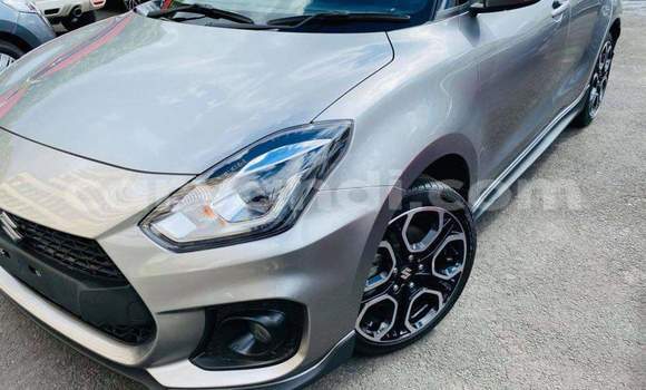 Acheter Occasion Voiture Suzuki Swift Gris à Livingstone, Zambie Acheter Occasion Voiture Suzuki Swift Gris à Livingstone, Zambie