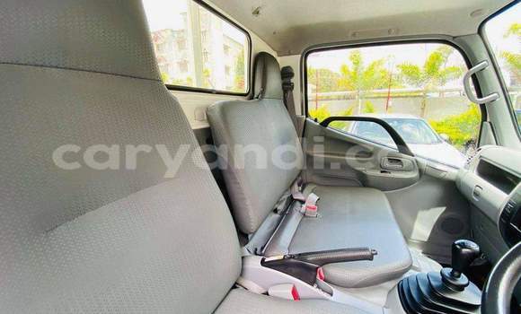 Buy Used Toyota Dyna White Truck in Lusaka in Zambia Buy Used Toyota Dyna White Truck in Lusaka in Zambia