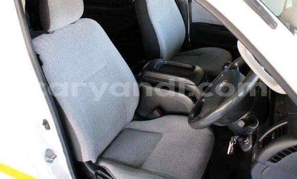 Buy Used Toyota Hiace White Car in Lusaka in Zambia Buy Used Toyota Hiace White Car in Lusaka in Zambia