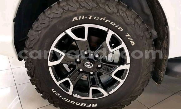 Tenga Tsaru Toyota Hilux Chena Mota in Lusaka in Zambia Tenga Tsaru Toyota Hilux Chena Mota in Lusaka in Zambia