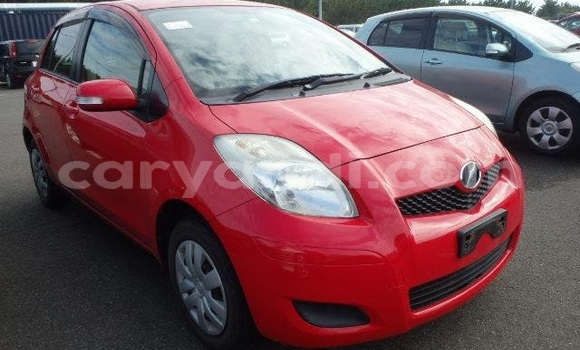 Acheter Import Voiture Toyota Vitz Rouge à Lusaka, Zambie Acheter Import Voiture Toyota Vitz Rouge à Lusaka, Zambie