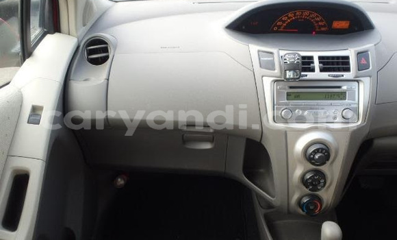 Acheter Import Voiture Toyota Vitz Rouge à Lusaka, Zambie Acheter Import Voiture Toyota Vitz Rouge à Lusaka, Zambie