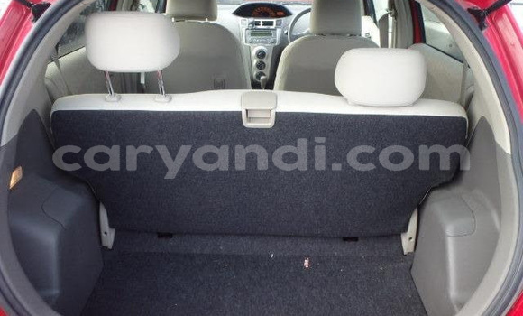 Acheter Import Voiture Toyota Vitz Rouge à Lusaka, Zambie Acheter Import Voiture Toyota Vitz Rouge à Lusaka, Zambie