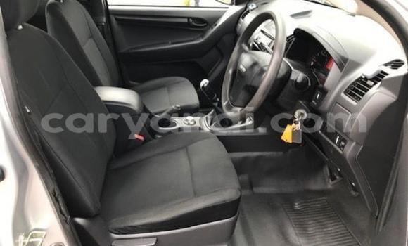 Buy Used Isuzu D–MAX Silver Car in Chilanga in Lusaka Buy Used Isuzu D–MAX Silver Car in Chilanga in Lusaka