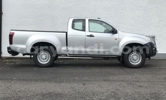 Buy Used Isuzu D–MAX Silver Car in Chilanga in Lusaka Buy Used Isuzu D–MAX Silver Car in Chilanga in Lusaka