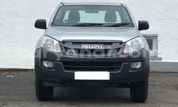 Buy Used Isuzu D–MAX Silver Car in Chilanga in Lusaka Buy Used Isuzu D–MAX Silver Car in Chilanga in Lusaka