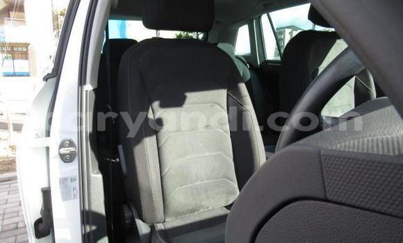 Buy Used Volkswagen Tiguan White Car in Chilanga in Lusaka Buy Used Volkswagen Tiguan White Car in Chilanga in Lusaka