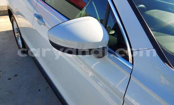 Buy Used Volkswagen Tiguan White Car in Chilanga in Lusaka Buy Used Volkswagen Tiguan White Car in Chilanga in Lusaka