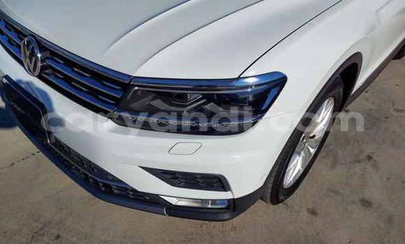 Buy Used Volkswagen Tiguan White Car in Chilanga in Lusaka Buy Used Volkswagen Tiguan White Car in Chilanga in Lusaka